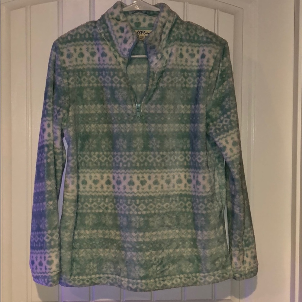 Medium sized fleece zip up jacket
